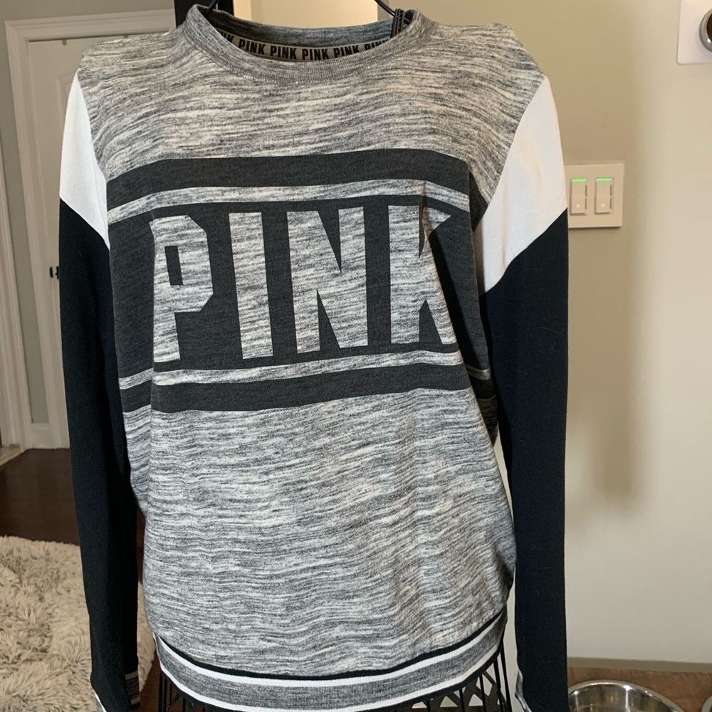Victoria’s Secret Black Crew Pullover. Size small. Ok/good condition.